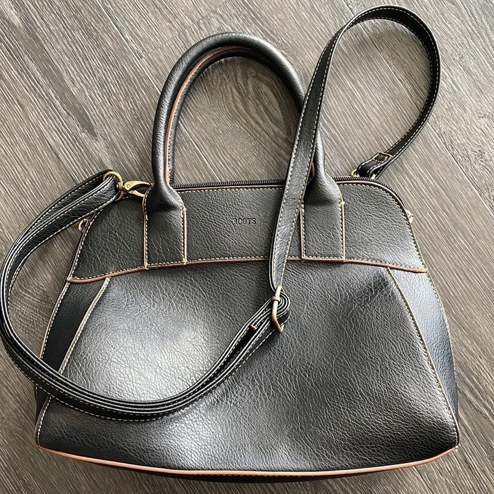 Roots Cross body bag, Faux Vegan Leather Black with Brown Trim EUC - Picture 4 of 16